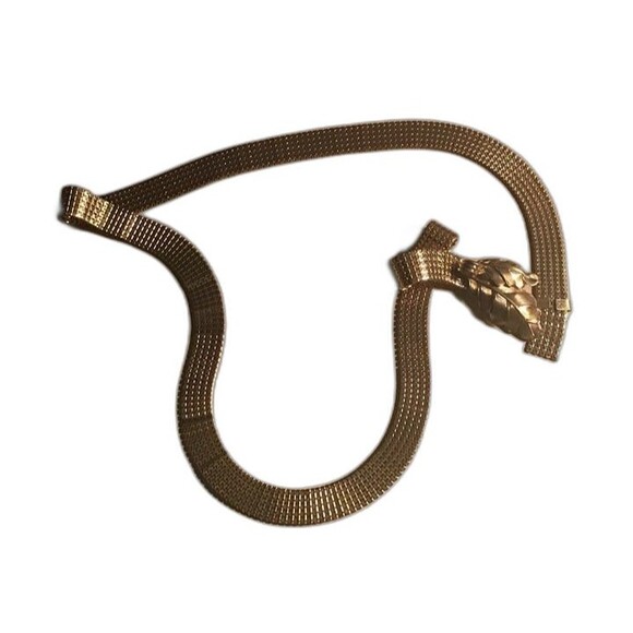 Gold Colored Mesh Style Belt With Two Leaves As The Buckle - Picture 1 of 1